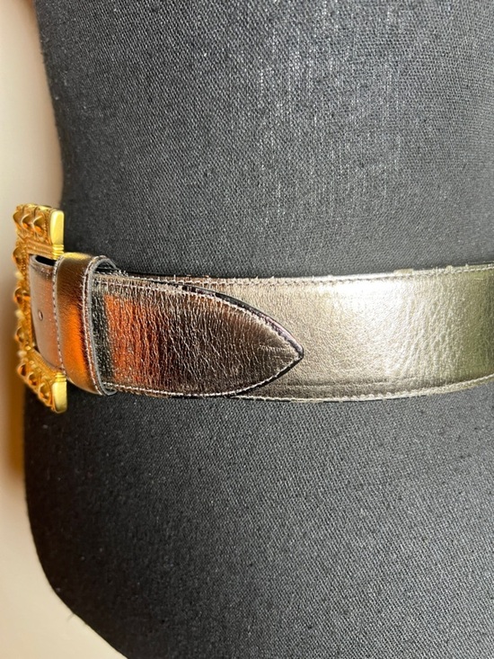 Avignon with ESCADA Women’s Silver Bronze Metallic Belt Gold Ornate Buckle main image 16